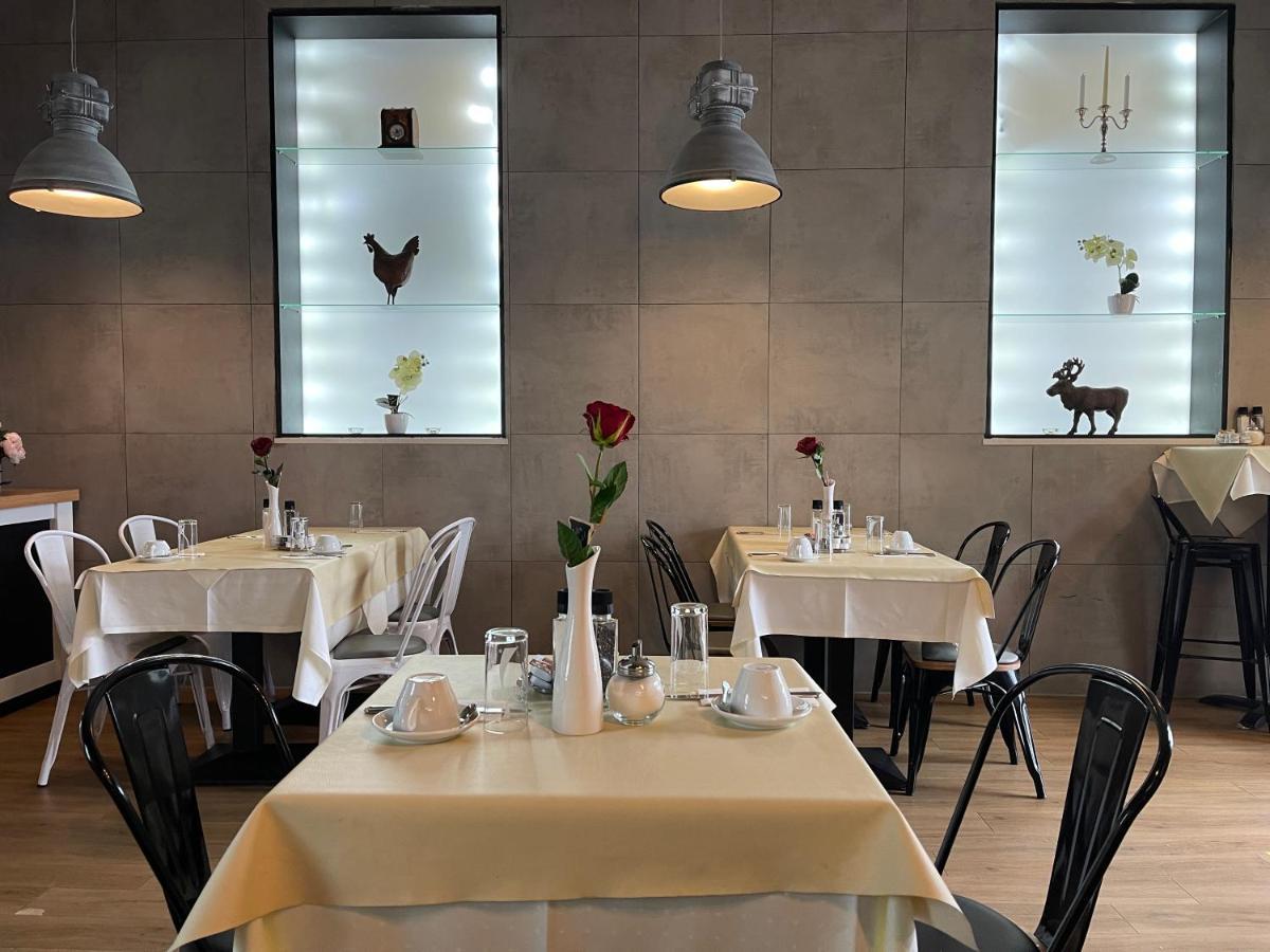 Hotel Frederikspark Norderstedt Bagian luar foto