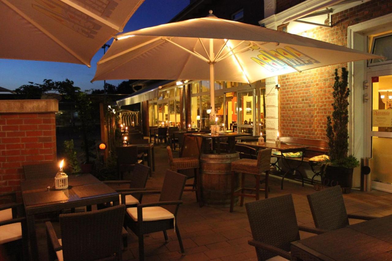 Hotel Frederikspark Norderstedt Bagian luar foto
